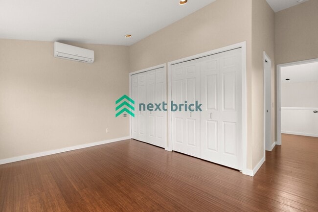Building Photo - 3 BED & 3 BATH SINGLE FAMILY HOUSE FOR RENT