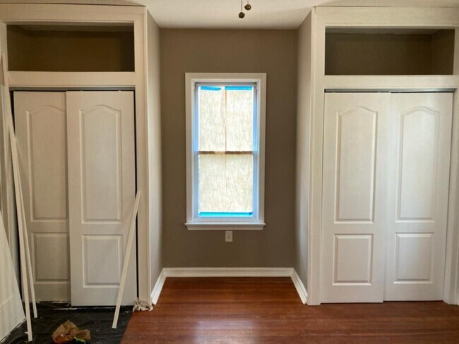 Building Photo - 127 Brown St. unit 1