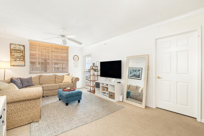 Building Photo - 1801 N Flagler Dr