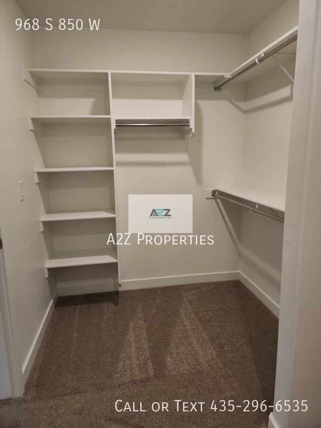 Building Photo - 968 S 850 W