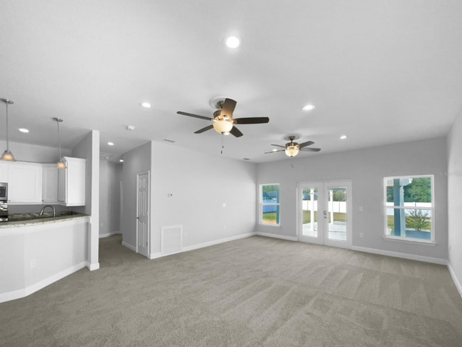 Building Photo - 1045 James Dr