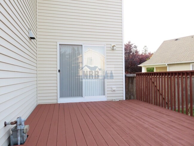 Building Photo - Stunning House in Dupont! $500.00 off 1 Month of Rent!