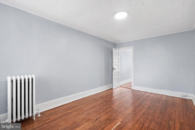 Building Photo - 819 S 56th St