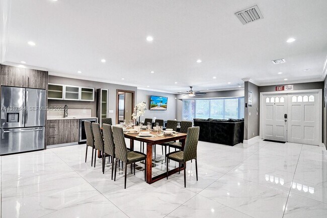 Building Photo - 1301 Rodman St