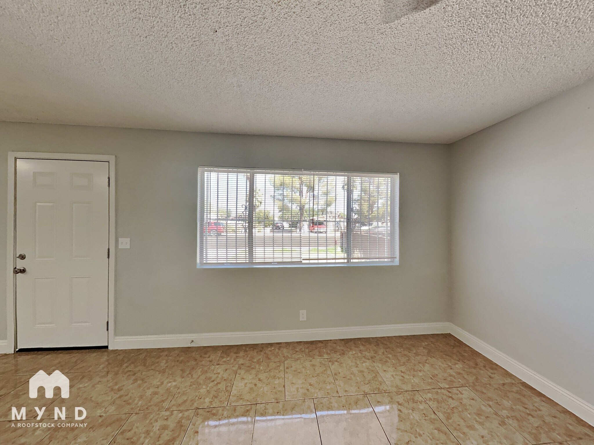 Building Photo - 1165 Hart Ave