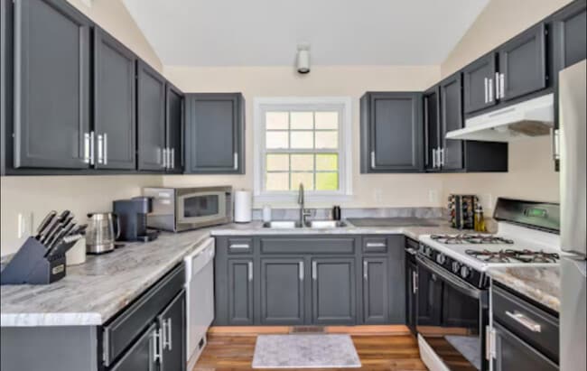 Building Photo - 4304 Somerset Valley Ln