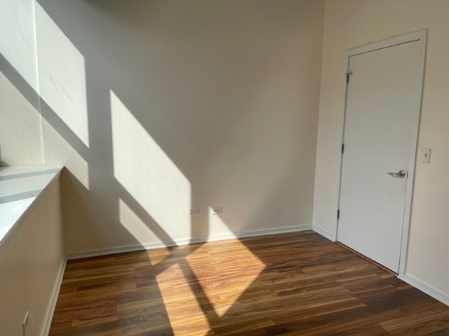 Building Photo - 2323 W Pershing Rd