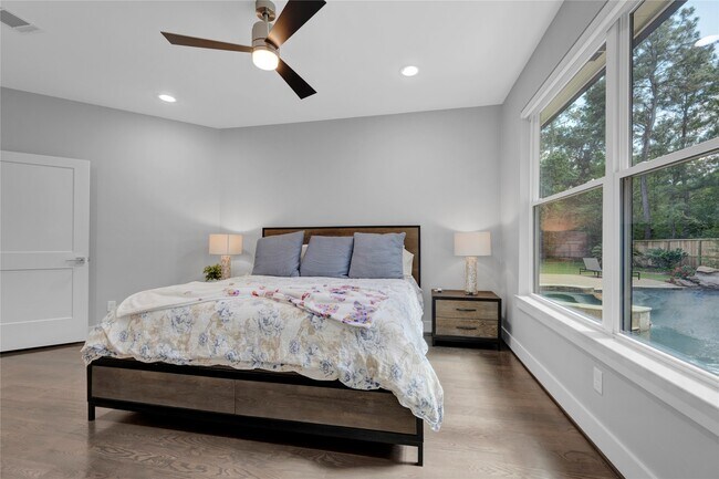 Building Photo - 19 Acorn Cluster Ct