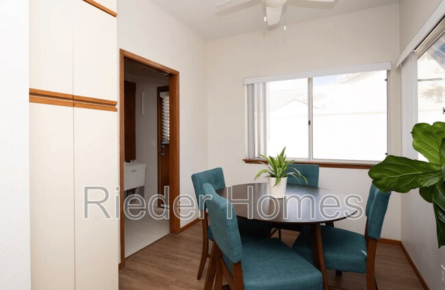 Building Photo - 1606 Hackamore Rd