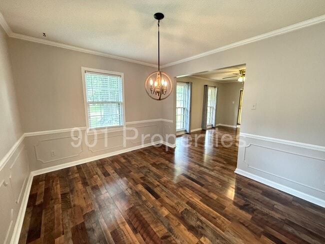 Building Photo - 6080 Barrentine Dr