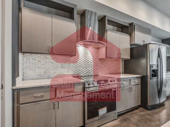 Building Photo - 17413 Melville Ln