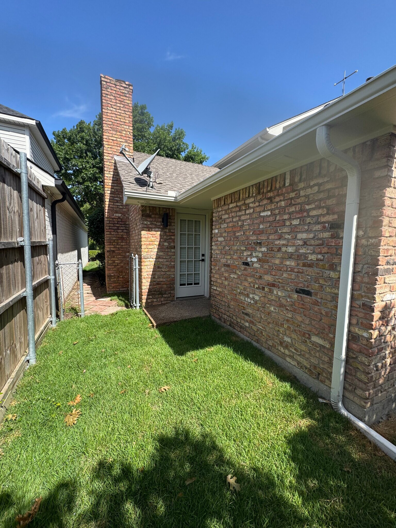 Building Photo - 3123 Bourbon Street Cir