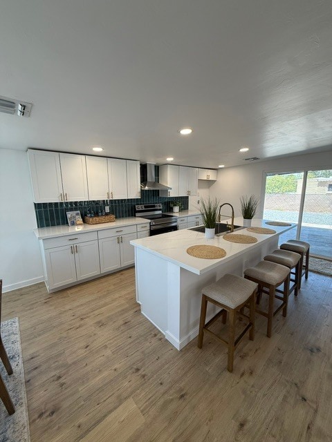 Building Photo - House For Rent