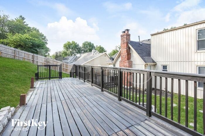 Building Photo - 506 Brookside Ave