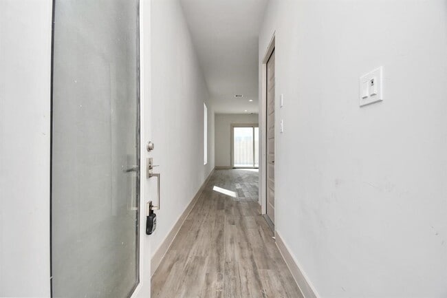 Building Photo - 4025 Boho Ln