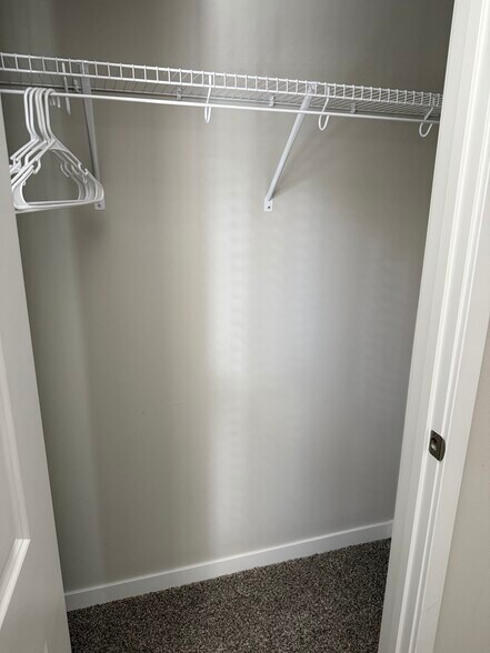 Closet guest room 2 - 4521 SE Ember Ln