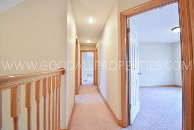 Building Photo - Executive Home with 4 Bedrooms, 2.5 Bath I...