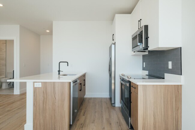 Building Photo - 67 Dr Martin Luther King Jr Blvd