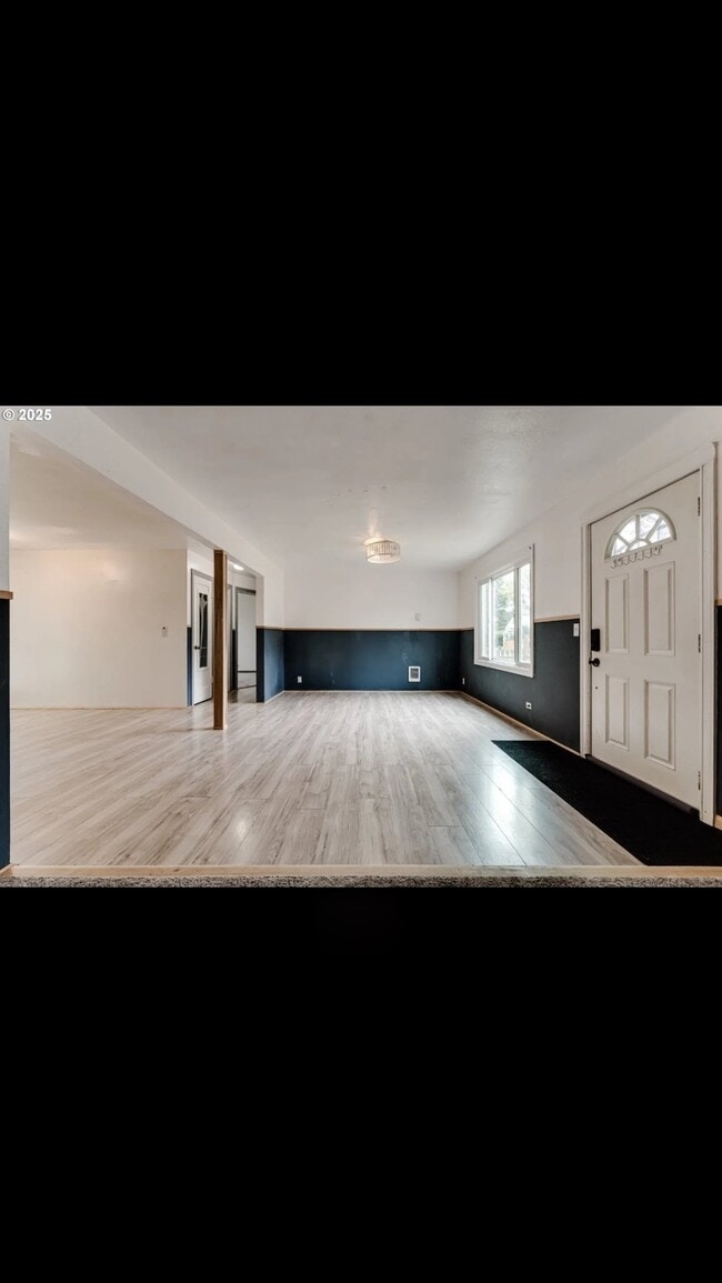 Building Photo - 155 N McKinley St