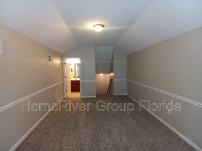 Building Photo - 2575 Creekfront Dr