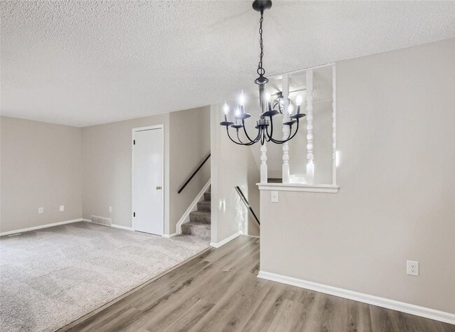 Building Photo - Beautiful Home Near Mcintosh Lake