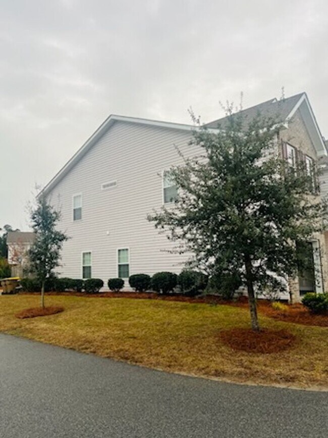 Building Photo - Townhome in Desirable Sterling Links - AVAILABLE NOW