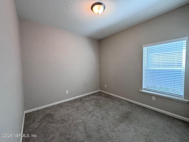 Building Photo - 2860 Copperwood Ave