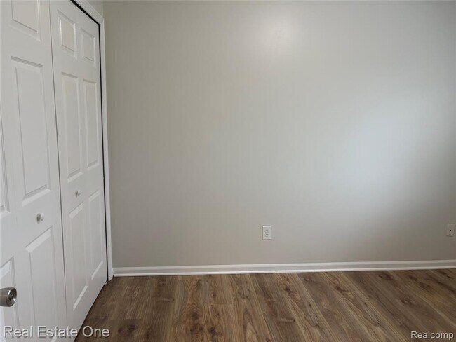 Building Photo - 18574 Masonic