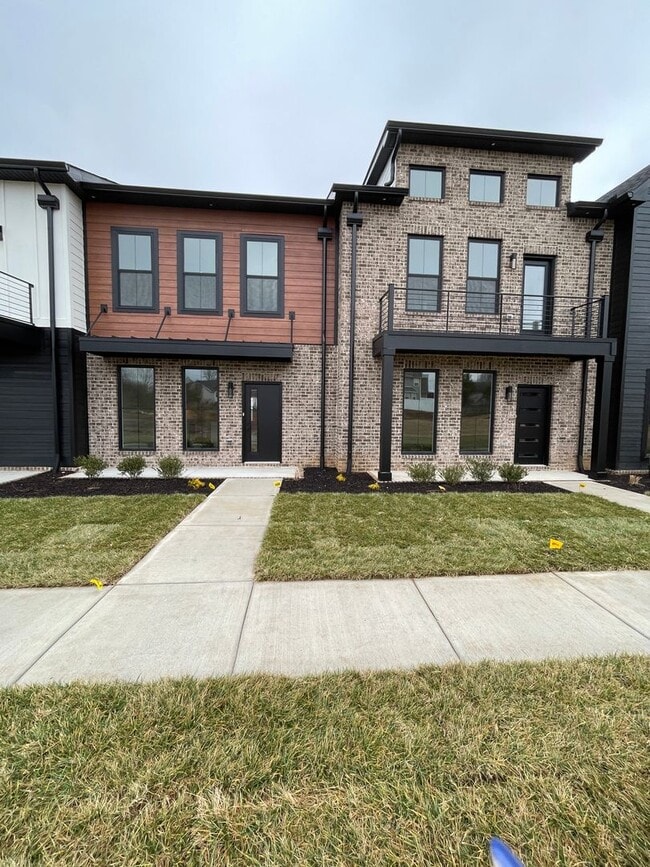 Building Photo - Hidden River Estates - Cason Area