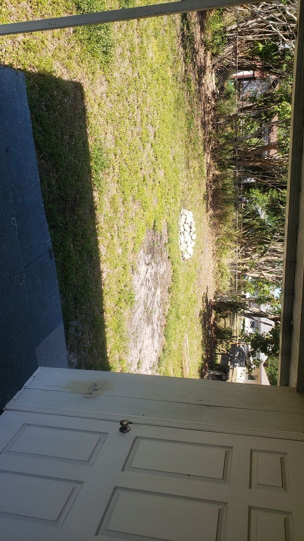 Building Photo - 3 bedroom 1 bath