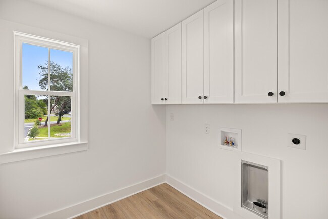 Building Photo - 1605 Beckett Blvd