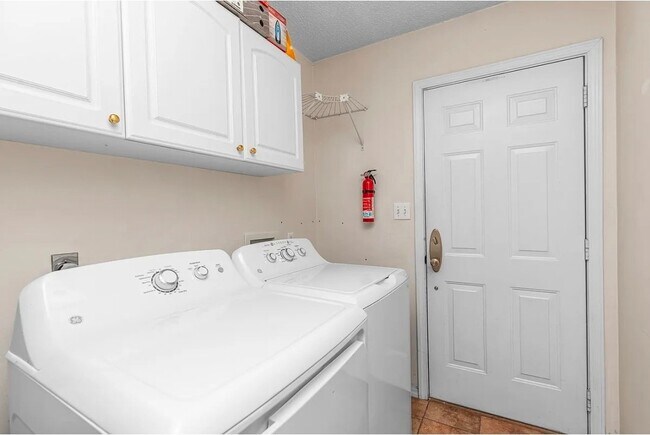 Building Photo - 311 Seattle Slew Ct