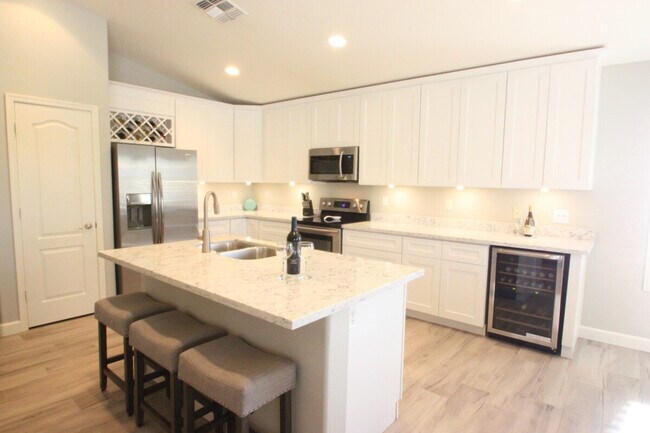 Building Photo - 34018 N Pate Pl