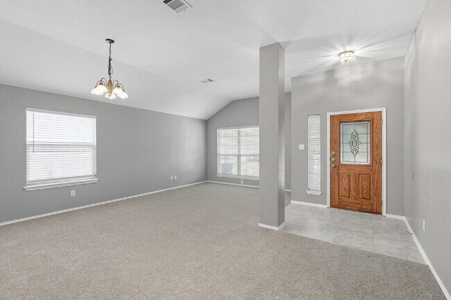 Building Photo - 3 Bedroom in Kyle with Fresh Paint Through...