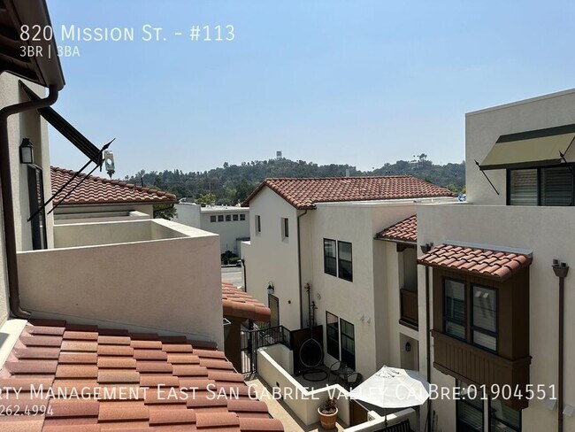 Building Photo - 820 Mission St