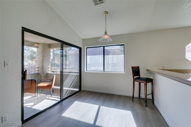 Building Photo - 5054 S Rainbow Blvd