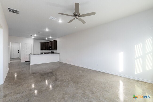 Building Photo - 3802 Pecan Hickory Trl