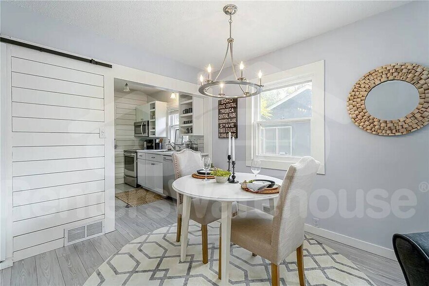 Building Photo - 737 28th St