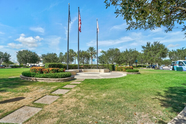 Building Photo - 650 Waters Edge Ln