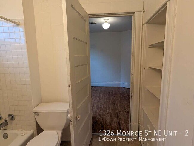 Building Photo - 1326 Monroe St NE