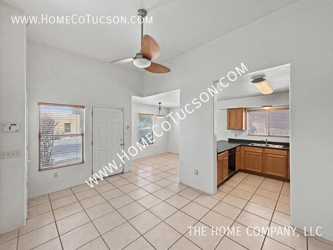 Building Photo - 5738 E Calle De Hielo Dulce