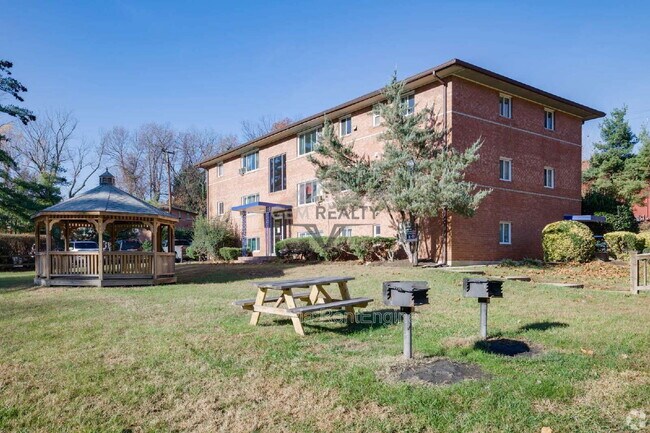 Building Photo - 14402 Gemstone Dr