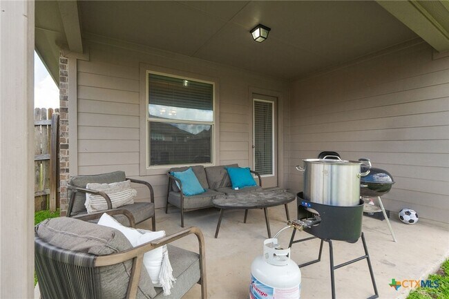 Building Photo - 5407 Laustin Ln