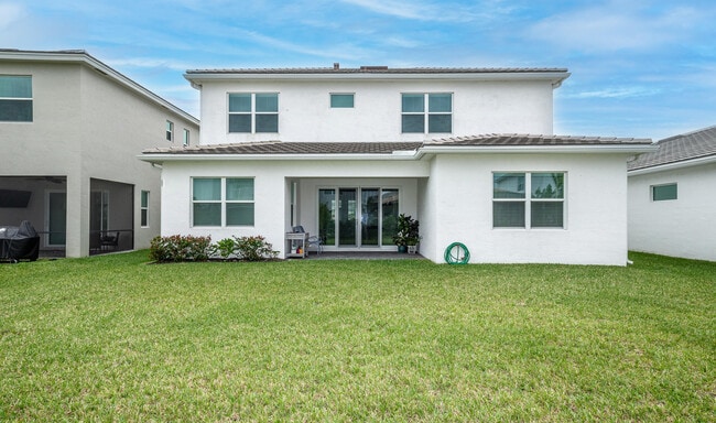 Building Photo - 15145 Cameo Ct