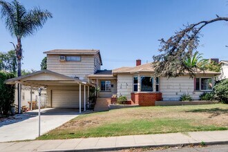 Building Photo - !!!MOVE IN SPECIAL - 50% off !!! Upgraded 4 Bedroom/3 bath Home with Pool & Detached Pool House/O...