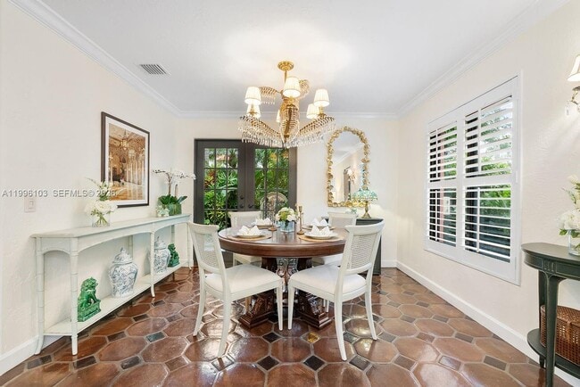 Building Photo - 226 Chilean Ave