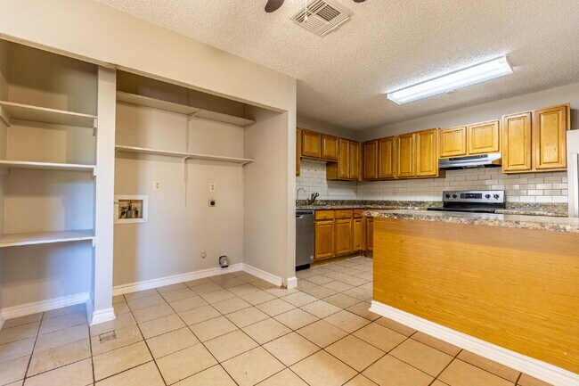 Building Photo - 9614 South Bend