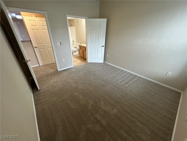 Building Photo - 10001 Peace Way