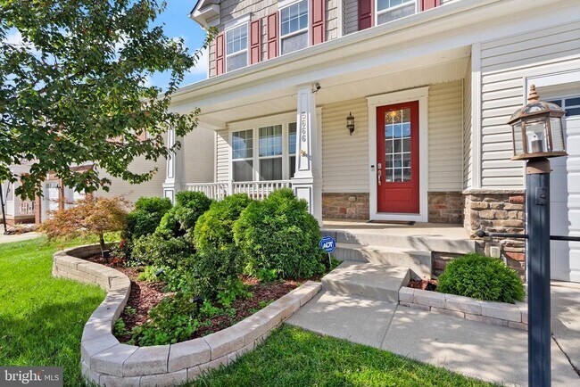 Primary Photo - 5666 Spriggs Meadow Dr