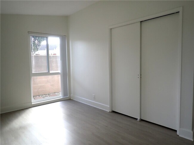 Building Photo - 12901 Martha Ann Dr